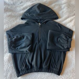 Alo Yoga- Half-Zip Medium-weight Zip Hoodie in Black